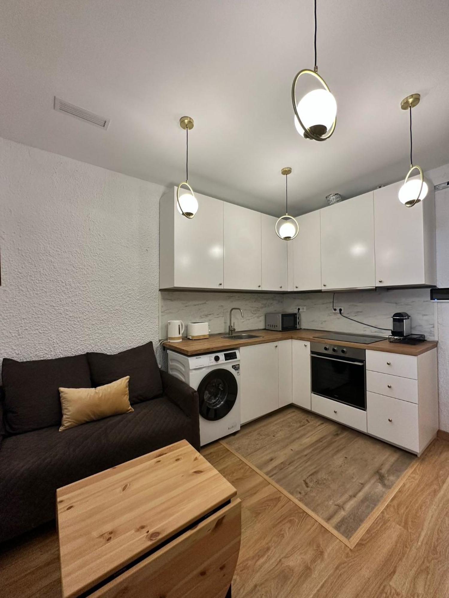 Mi Casa Es Tu Casa Daire L'Hospitalet de Llobregat Dış mekan fotoğraf