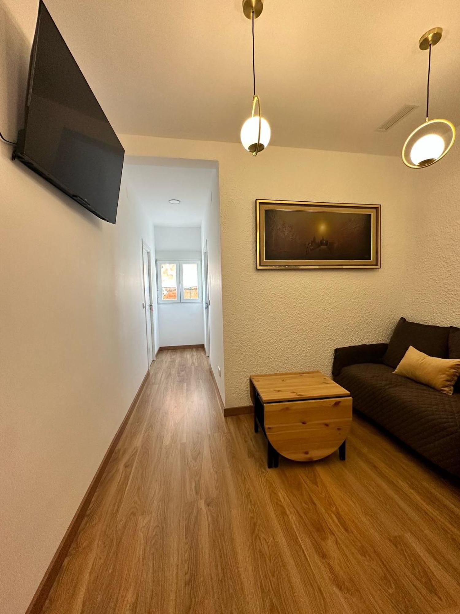 Mi Casa Es Tu Casa Daire L'Hospitalet de Llobregat Dış mekan fotoğraf
