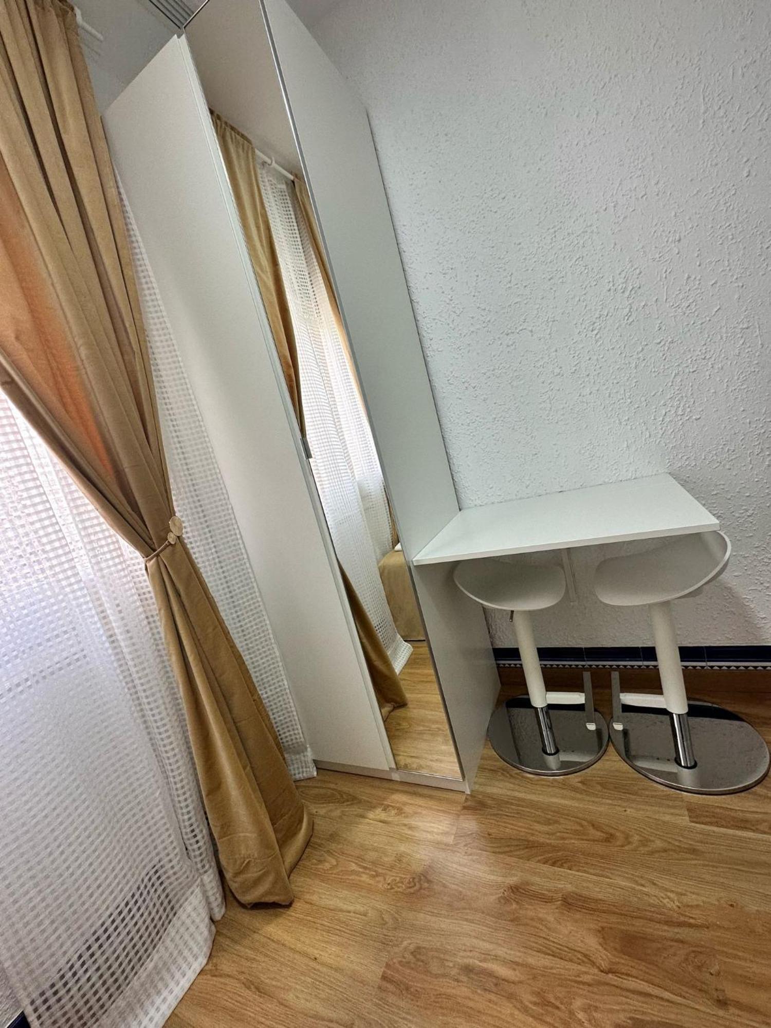 Mi Casa Es Tu Casa Daire L'Hospitalet de Llobregat Dış mekan fotoğraf