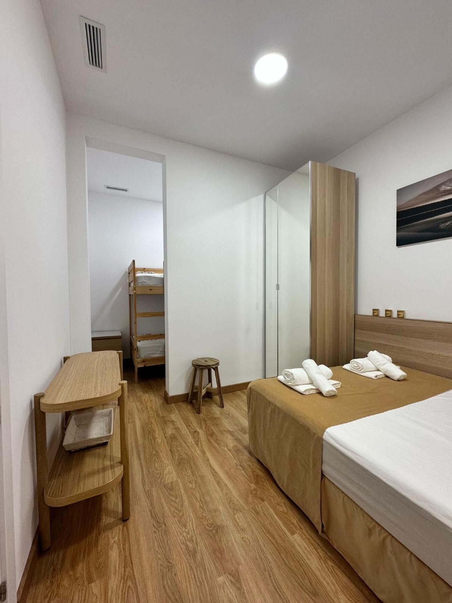 Mi Casa Es Tu Casa Daire L'Hospitalet de Llobregat Dış mekan fotoğraf